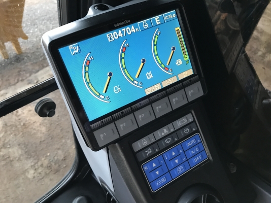 ขาย KOMATSU PC130-8 สวยๆ พร้อมใช้งาน 4000 ชั่วโมง(PM7000ชม) ชมรถที่หน้างานได้ทุกวัน สนใจติดต่อโดยตรง 081-4283210