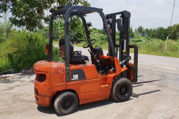 ขายด่วน85,000บาทรถยกนิสัน18FG15ยก1.5ตันเสาสูง3เมตรเกียออโต้ขับง่ายๆยกจริงได้รถนอกนำเข้ายังไม่เคยใช้งานในเมืองไทยเลย