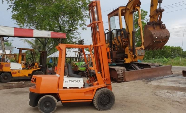 ขายด่วน175,000บาทรถยกดีเซลTOYOTA4FD30ยก3ตันเสาสูง4.7เมตรรถนอกนำเข้ายังไม่เคยใช้งานในเมืองไทยเลย ขายด่วน175,000บาทรถยกดีเซลTOYOTA4FD30ยก3ตันเสาสูง4.7เมตรรถนอกนำเข้ายังไม่เคยใช้งานในเมืองไทยเลย