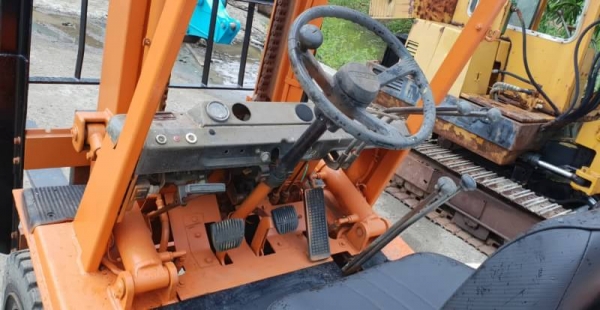 ขายด่วน175,000บาทรถยกดีเซลTOYOTA4FD30ยก3ตันเสาสูง4.7เมตรรถนอกนำเข้ายังไม่เคยใช้งานในเมืองไทยเลย ขายด่วน175,000บาทรถยกดีเซลTOYOTA4FD30ยก3ตันเสาสูง4.7เมตรรถนอกนำเข้ายังไม่เคยใช้งานในเมืองไทยเลย