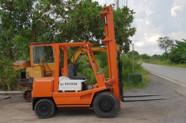 ขายด่วน175,000บาทรถยกดีเซลTOYOTA4FD30ยก3ตันเสาสูง4.7เมตรรถนอกนำเข้ายังไม่เคยใช้งานในเมืองไทยเลย ขายด่วน175,000บาทรถยกดีเซลTOYOTA4FD30ยก3ตันเสาสูง4.7เมตรรถนอกนำเข้ายังไม่เคยใช้งานในเมืองไทยเลย