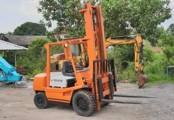 ขายด่วน175,000บาทรถยกดีเซลTOYOTA4FD30ยก3ตันเสาสูง4.7เมตรรถนอกนำเข้ายังไม่เคยใช้งานในเมืองไทยเลย ขายด่วน175,000บาทรถยกดีเซลTOYOTA4FD30ยก3ตันเสาสูง4.7เมตรรถนอกนำเข้ายังไม่เคยใช้งานในเมืองไทยเลย