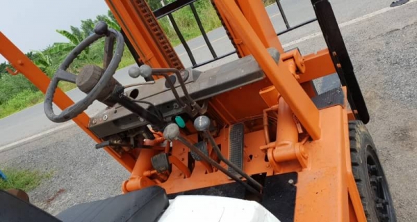 ขายด่วน175,000บาทรถยกดีเซลTOYOTA4FD30ยก3ตันเสาสูง4.7เมตรรถนอกนำเข้ายังไม่เคยใช้งานในเมืองไทยเลย ขายด่วน175,000บาทรถยกดีเซลTOYOTA4FD30ยก3ตันเสาสูง4.7เมตรรถนอกนำเข้ายังไม่เคยใช้งานในเมืองไทยเลย