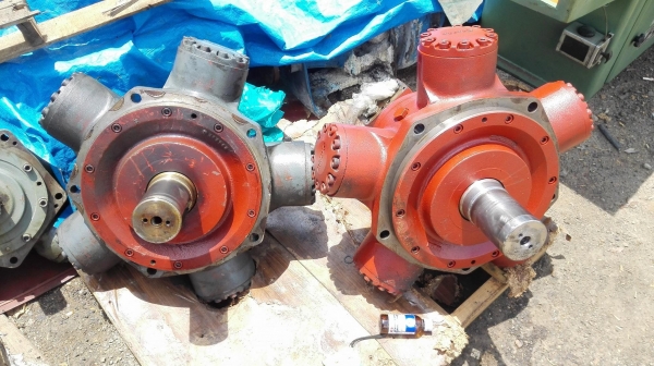 ปั้มห้าดาวรุ่นใหม่ KAWASAKI STAFFA Made in ENGLAND เบอร์ 9 เพลา 90 mm