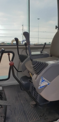 รถแบคโฮ  Komatsu จากญี่ปุ่น PC30-7 ใบมีดปรับได้6ทิศทาง  ไม่เคยใช้ในไทย