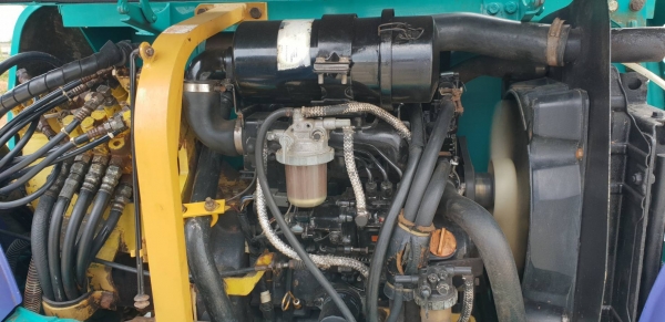 รถแบคโฮ  Komatsu จากญี่ปุ่น PC30-7 ใบมีดปรับได้6ทิศทาง  ไม่เคยใช้ในไทย