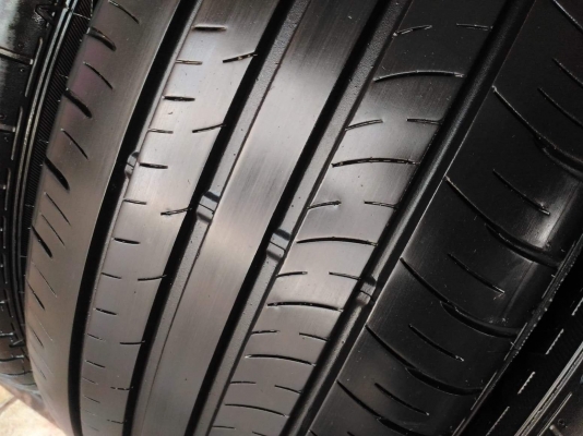 ล้อแม็ก โตโยต้า คัมรี่ ขอบ 17(5/114.3) พร้อมยาง Dunlop Enasave EC300+  215 55 17 ผลิตปี 2017 สภาพพร้อมใช้งานต่อยาวๆ ขายถูกๆ ทั้งชุด 17900.- พร้อมน็อตแท้ 1 ชุด *** ใส่ฟรี รับเทิร์น รับบัตรเครดิตทุกธนาคาร ส่งทั่วไทย ***