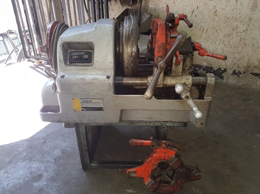 **ขายถูกๆ เครื่องต๊าปเกลียวท่อมือสอง(เก่านอก-ญี่ปุ่น)**Asada 90 ขนาดรู 90มม.อุปกรณ์ครบ สภาพดี ทุกๆระบบเดิมๆ ครับ