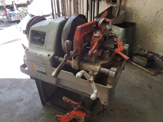 **ขายถูกๆ เครื่องต๊าปเกลียวท่อมือสอง(เก่านอก-ญี่ปุ่น)**Asada 90 ขนาดรู 90มม.อุปกรณ์ครบ สภาพดี ทุกๆระบบเดิมๆ ครับ