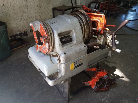 **ขายถูกๆ เครื่องต๊าปเกลียวท่อมือสอง(เก่านอก-ญี่ปุ่น)**Asada 90 ขนาดรู 90มม.อุปกรณ์ครบ สภาพดี ทุกๆระบบเดิมๆ ครับ