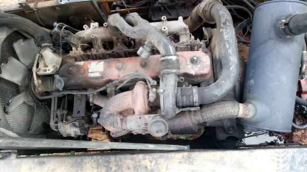 ดูของแพงแล้วลองมองของราคาเบาๆไปใช้งานครับ CATE200B เอกสารใบซื้อขายราคาประหยัดตังในกระเป๋าแต่ประสิทธิภาพเยี่ยม เครื่อง6BG Turbo ปั้มK3V เอวแน่นตัวเดินแรง ขายอะไหล่ก็เกินคุ้ม ตามสภาพ ราคาทั้งคันถูกกว่าอะไหล่ แค่275,000บาทเองครับ (โทร)???? (line)099-0035892