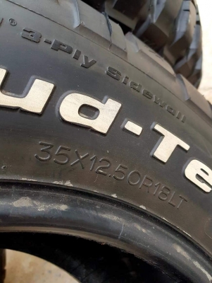 ขายยาง Mud BF KM2 ขนาด 35&quot; ขอบ 18 มือสองสวยๆ