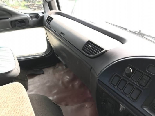 ขาย 655,000 บาท ISUZU DECA 210 แรง (คัสชี รอกกี้ 210 หัวขาว FXZ13NFY) เครื่อง 6SA1-210 แรง วางหัว DE