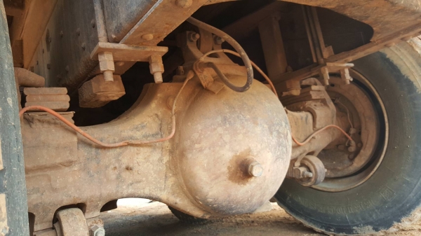 ขายยกคู่ 2 คัน รถ 10 ล้อ HINO FM3H เครื่อง HO7D 195 แรงม้า สโลว์กลาง คัสซีสวย หัวเก๋งต้องเก็บงาน ราคาต่อรองได้ครับ