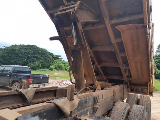 ขายยกคู่ 2 คัน รถ 10 ล้อ HINO FM3H เครื่อง HO7D 195 แรงม้า สโลว์กลาง คัสซีสวย หัวเก๋งต้องเก็บงาน ราคาต่อรองได้ครับ