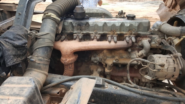 ขายยกคู่ 2 คัน รถ 10 ล้อ HINO FM3H เครื่อง HO7D 195 แรงม้า สโลว์กลาง คัสซีสวย หัวเก๋งต้องเก็บงาน ราคาต่อรองได้ครับ