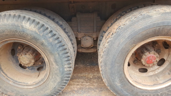 ขายยกคู่ 2 คัน รถ 10 ล้อ HINO FM3H เครื่อง HO7D 195 แรงม้า สโลว์กลาง คัสซีสวย หัวเก๋งต้องเก็บงาน ราคาต่อรองได้ครับ