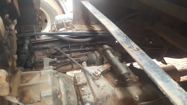 ขายยกคู่ 2 คัน รถ 10 ล้อ HINO FM3H เครื่อง HO7D 195 แรงม้า สโลว์กลาง คัสซีสวย หัวเก๋งต้องเก็บงาน ราคาต่อรองได้ครับ