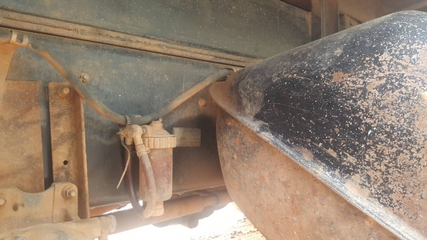 ขายยกคู่ 2 คัน รถ 10 ล้อ HINO FM3H เครื่อง HO7D 195 แรงม้า สโลว์กลาง คัสซีสวย หัวเก๋งต้องเก็บงาน ราคาต่อรองได้ครับ