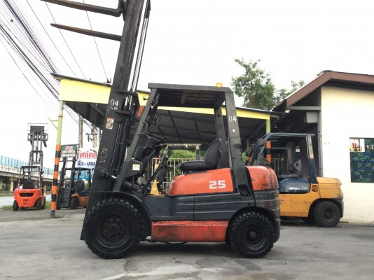 อาร์ ซี เอช โฟรคลิฟท์ ขาย โตโยต้า รุ่น 6 ดีเซล