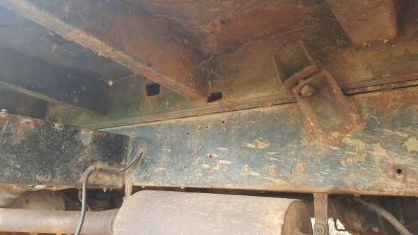 ขายยกคู่ แบคโฮ KOBELCO SK200 907 II เอกสารใบอินวอยซ์ ขายพร้อมเทนเลอร์ท้ายลาด 10 NISSAN เพลาเดียว เครื่อง PD6 230 แรงม้า มีทะเบียน