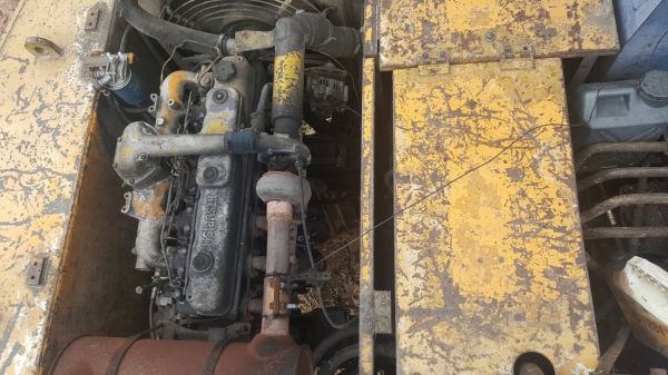 ขายยกคู่ แบคโฮ KOBELCO SK200 907 II เอกสารใบอินวอยซ์ ขายพร้อมเทนเลอร์ท้ายลาด 10 NISSAN เพลาเดียว เครื่อง PD6 230 แรงม้า มีทะเบียน