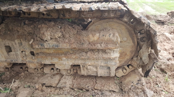 ขายยกคู่ แบคโฮ KOBELCO SK200 907 II เอกสารใบอินวอยซ์ ขายพร้อมเทนเลอร์ท้ายลาด 10 NISSAN เพลาเดียว เครื่อง PD6 230 แรงม้า มีทะเบียน