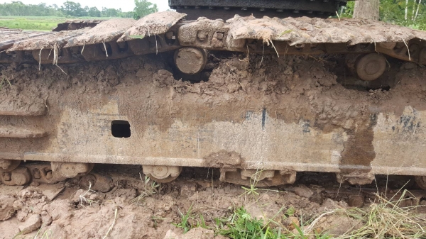 ขายยกคู่ แบคโฮ KOBELCO SK200 907 II เอกสารใบอินวอยซ์ ขายพร้อมเทนเลอร์ท้ายลาด 10 NISSAN เพลาเดียว เครื่อง PD6 230 แรงม้า มีทะเบียน