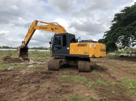 ขายด่วน แม็คโคร HYUNDIA 210-7 สภาพสวยพร้อมใช้งาน เครื่องปั้มดีเยี่ยม ไฟฟ้าสมบูรณ์รถทำงาน 8xxxกว่าชั่วโมง พร้อมลุยงานครับรถ สนใจสอบถาม 093 0764943 คุณ ตั้ม   เอกสารใบแจ้งจำหน่ายครับ