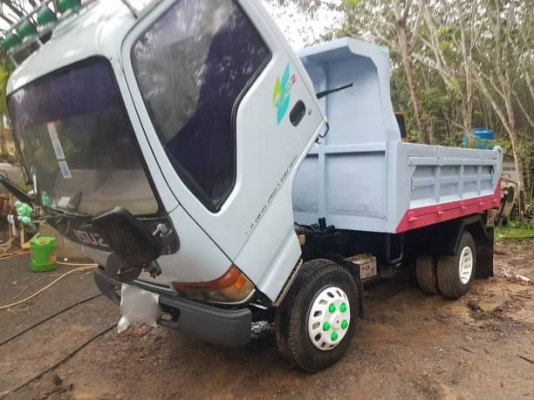 6ล้อดั้มพ์ ISUZU NKR 88แรงม้า แท้ห้าง หัวการ์ตูน เครื่องดี คัทซีสวย พร้อมใช้งาน ได้ทั้งดาว และสด สอบ 6ล้อดั้มพ์ ISUZU NKR 88แรงม้า แท้ห้าง หัวการ์ตูน เครื่องดี คัทซีสวย พร้อมใช้งาน ได้ทั้งดาว และสด สอบ