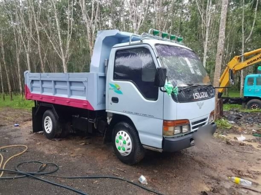 6ล้อดั้มพ์ ISUZU NKR 88แรงม้า แท้ห้าง หัวการ์ตูน เครื่องดี คัทซีสวย พร้อมใช้งาน ได้ทั้งดาว และสด สอบ 6ล้อดั้มพ์ ISUZU NKR 88แรงม้า แท้ห้าง หัวการ์ตูน เครื่องดี คัทซีสวย พร้อมใช้งาน ได้ทั้งดาว และสด สอบ
