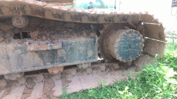 KOMATSU PC200-8 9700ชม. รถใช้งานอยู่ เครื่องดี ปั้มดี พร้อมใช้งาน เล่มพร้อม ราคาคุยได้ 0872976734