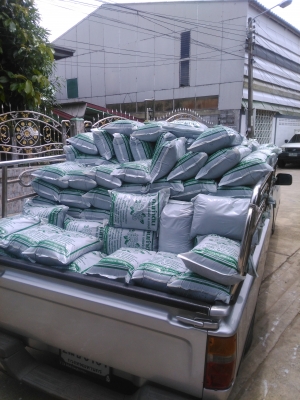 ดิน8ถุง100