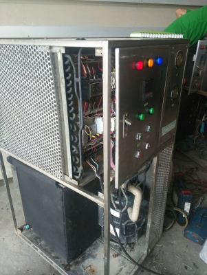 ขายเครื่องละ 6.5 หมื่น มี 2 เครื่อง ชิลเลอร์ 5 ตัน 60,000 BTU รุ่น RTC.5AST ปี 2005 ระบบนี้ดีมาก เพราะมีพัดลมระบายความร้อนด้านบน สนใจสั่งจองสินค้าได้ที่ ซ.นิมิตใหม่ 63 เขตคลองสามวา กทม. ........................................................ ห้างหุ้นส่วน