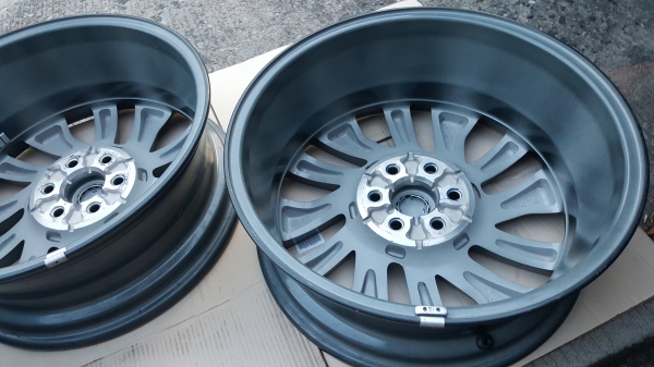 ขายล้อแม็กนาวาร่าขอบ 18 ขายล้อแม็กนาวาร่าขอบ 18