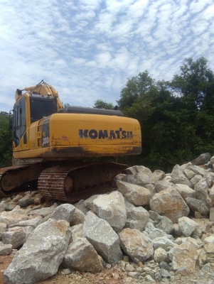 ขายแม็คโค pc 200-8 m0 ขายแม็คโค pc 200-8 m0