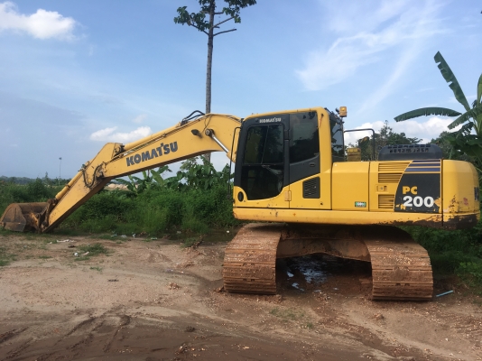 ขายแม็คโค pc 200-8 m0