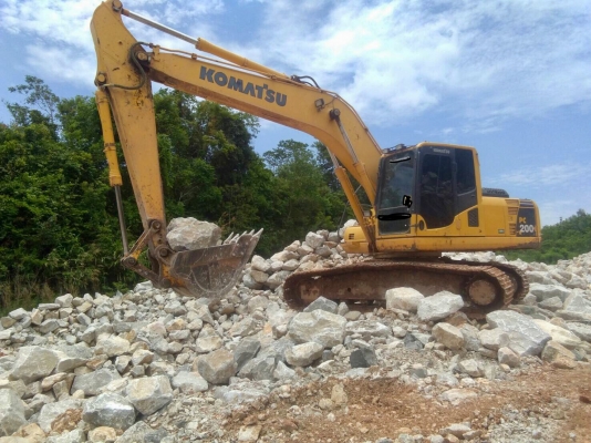 ขายแม็คโค pc 200-8 m0 ขายแม็คโค pc 200-8 m0