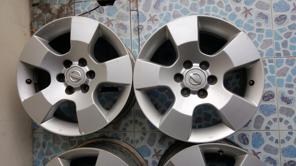 ขายล้อแม็ก นาวาร่า คาลิเบอร์ ขอบ16
