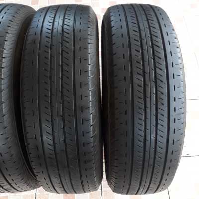 ยาง 205-70-15 BRIDGESTONE ปลายปี17 ชุด ยาง 205-70-15 BRIDGESTONE ปลายปี17 ชุด