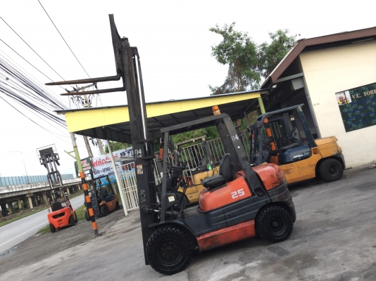 อาร์ ซี เอช โฟรคลิฟท์ ขาย โตโยต้า รุ่น 6 ดีเซล