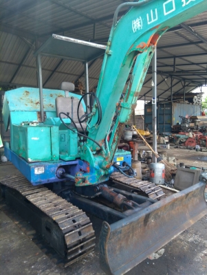 รถแบคโฮ IHI 35F2 พร้อมหัวกระแทก รถเก่านอกนำเข้า ยังไม่เคยใช้งานในไทย เครื่องดี ปั๊มดี โซ่หนา เอวแน่น พร้อมใช้งาน มีเอกสารใบอินวอยซ์