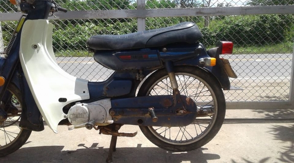 ขาย Yamaha Mate80 เล่มพร้อมชุดโอนลอยเครื่องเดิมแห้งๆ สีเดิมโรงงานสภาพแห้งๆ