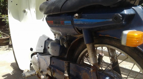 ขาย Yamaha Mate80 เล่มพร้อมชุดโอนลอยเครื่องเดิมแห้งๆ สีเดิมโรงงานสภาพแห้งๆ