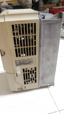 อินเวอร์เตอร์5แรง220vออก3สาย 3.7kw