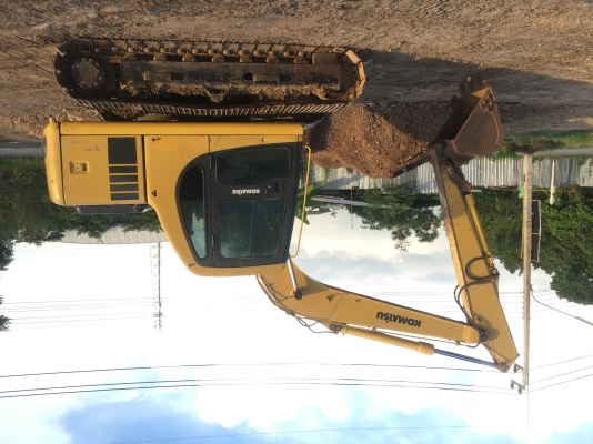 ขายคับKomatsu PC120-6ไฟฟ้าครบพร้อมใช้อามพิเศษ