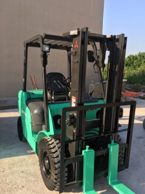 Forklift Mitsubishi Grendia 2.5 Forklift Mitsubishi Grendia 2.5