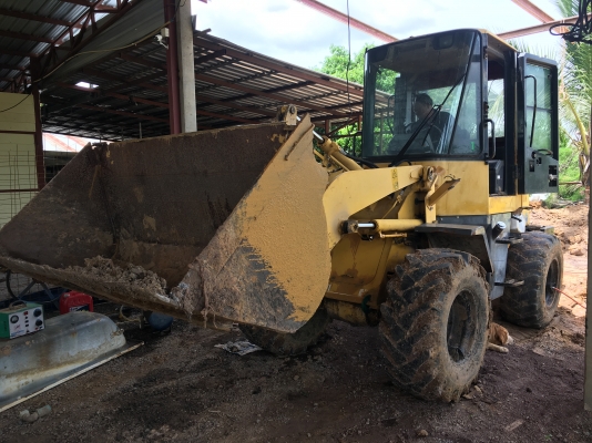 รฃขายรถตัก komutsu w80