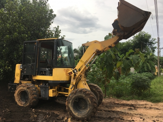 รฃขายรถตัก komutsu w80