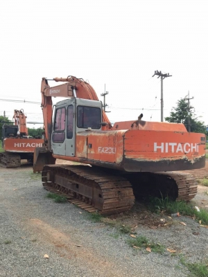 Hitachi Ex200-1 ปั้มสองตอนเดิม รถสวยมากไร้ที่ติ เครื่องดี ปั้มดี Hitachi Ex200-1 ปั้มสองตอนเดิม รถสวยมากไร้ที่ติ เครื่องดี ปั้มดี